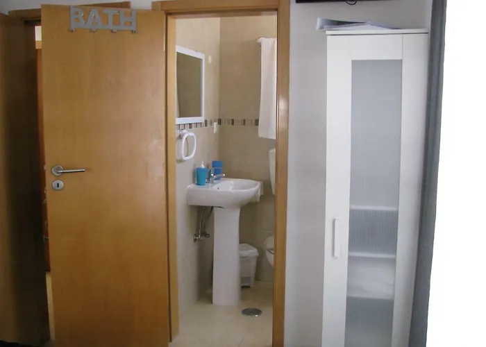 Galega בית הארחה 3*